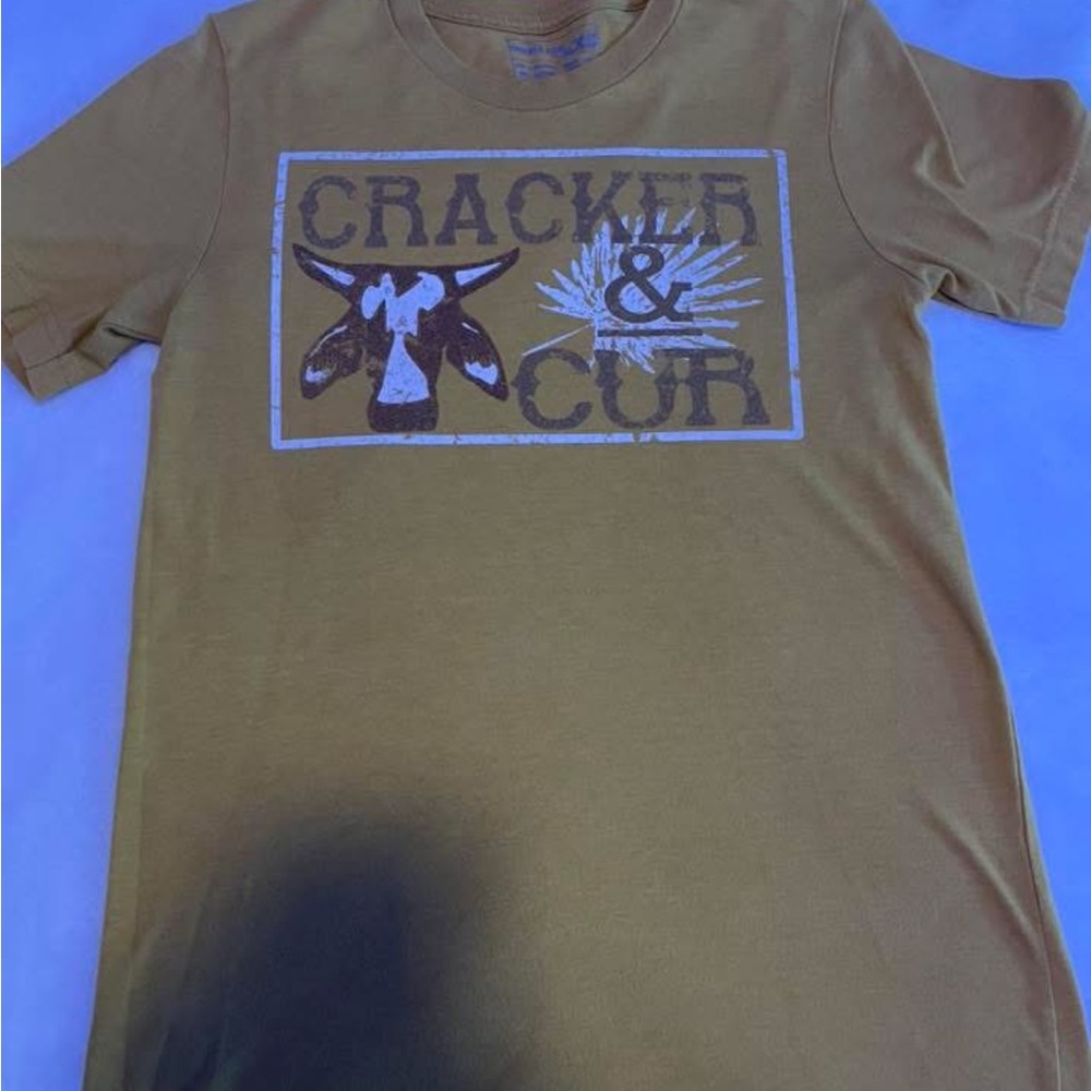 Cracker & Cur Graphic T-Shirt in yellow